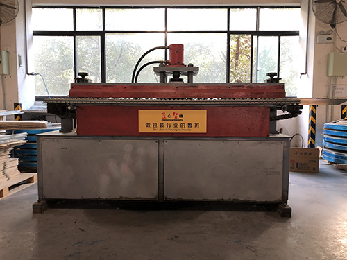 胡埭鋼邊箱如何清理 胡埭鋼邊箱如何清理